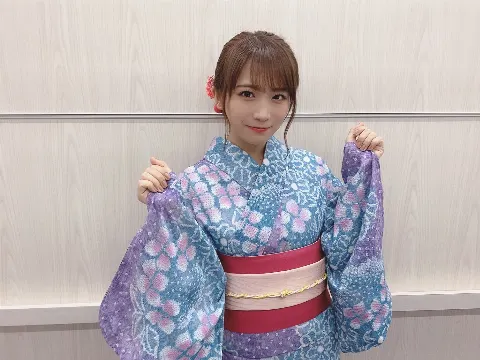 秋元 真夏｜1年ヽ(｡･ω･｡)ﾉ612（2020-09-02）
