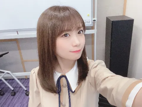 秋元 真夏｜1年ヽ(｡･ω･｡)ﾉ612（2020-09-02）｜3枚目