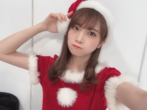 秋元 真夏｜1日遅れのヽ(｡･ω･｡)ﾉ615（2020-12-26）｜2枚目