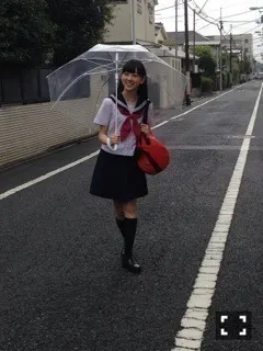堀 未央奈｜手をぱちぱち。（2014-09-15）｜3枚目