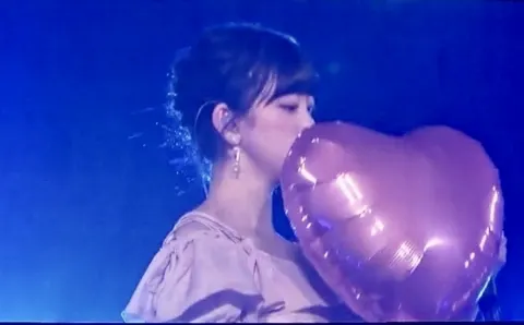 堀 未央奈｜不思議だね。（2018-09-03）｜4枚目