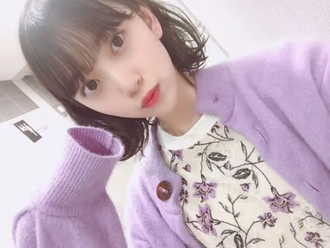 堀 未央奈｜マフラーまみれ（2018-11-05）｜3枚目