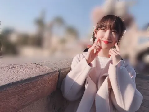 堀 未央奈｜キラキラな街（2018-11-23）｜4枚目