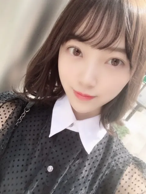 堀 未央奈｜クロスなネックレス（2019-03-23）
