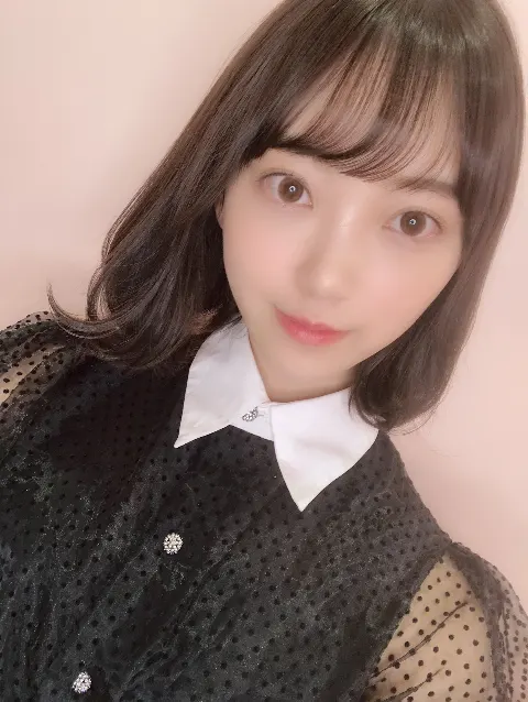 堀 未央奈｜クロスなネックレス（2019-03-23）｜2枚目