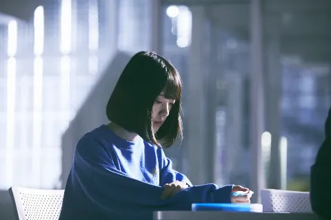 堀 未央奈｜トレーナーって着心地がいいですよね（2019-09-29）｜5枚目