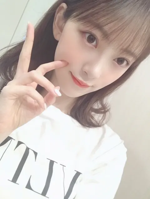 堀 未央奈｜2nd写真集（2019-10-07）