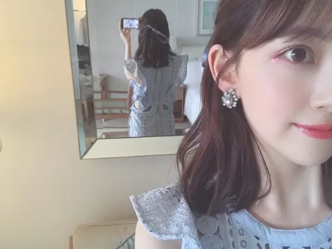 堀 未央奈｜2nd写真集（2019-10-07）｜2枚目