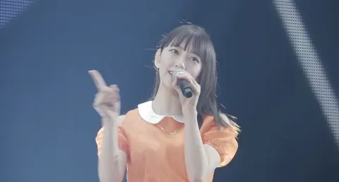 堀 未央奈｜スポットライトが眩しいと（2020-01-24）｜2枚目