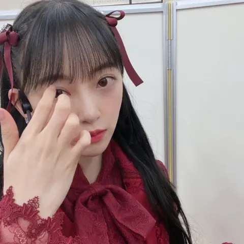 堀 未央奈｜2021（2021-01-02）｜3枚目
