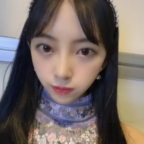 堀 未央奈｜2021（2021-01-02）｜4枚目