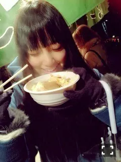 堀 未央奈｜ あけおメェ〜（2015-01-03）｜4枚目