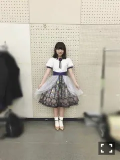 渡辺 みり愛｜酉年、とり、にわとり、（2017-01-05）｜3枚目