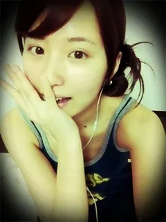 衛藤 美彩｜ ベットの中でゴロゴロ～ゴロゴロ～ misa（2012-06-06）｜9枚目