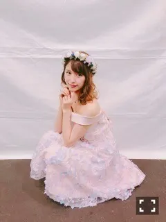 衛藤 美彩｜2018年（2018-01-25）｜4枚目