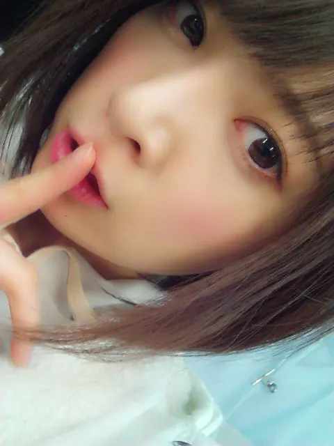 橋本 奈々未｜(´_ゝ｀) 瞳孔の調節（2014-02-23）