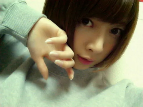 橋本 奈々未｜(´_ゝ｀) 最近懐メロをよく聴いてるよ（2013-11-27）