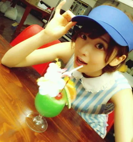 橋本 奈々未｜(´_ゝ｀) エビマヨ久しぶりに食べました（2013-08-05）