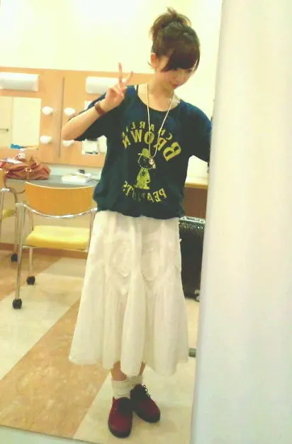 橋本 奈々未｜(´_ゝ｀) 食べ物が美味しい街って素晴らし い（2012-06-10）
