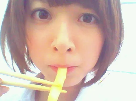 橋本 奈々未｜(´_ゝ｀) 本買ったよ（2012-05-20）