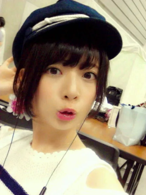 橋本 奈々未｜(´_ゝ｀) 時代の波が遅れてわたしにやって きたしえるかわいい（2014-05-05）