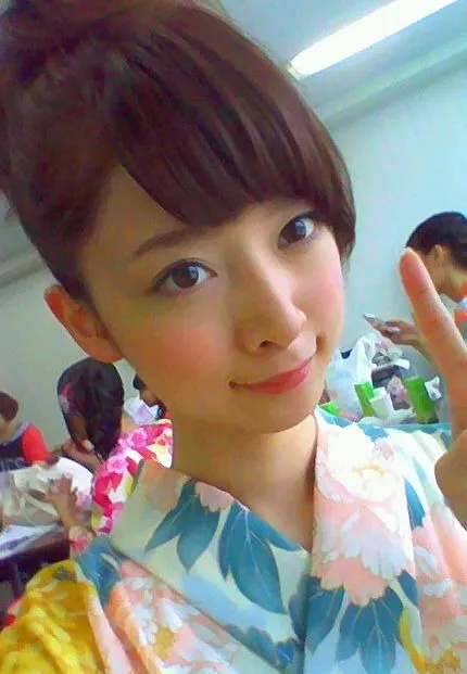橋本 奈々未｜(´_ゝ｀) 雨ふるかな〜（2012-07-11）