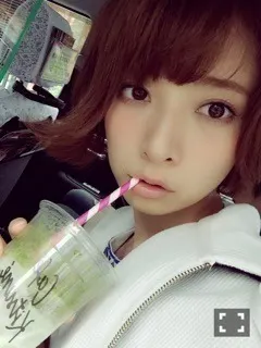 橋本 奈々未｜言わなきゃって思うことたく さんある（2015-09-20）｜2枚目