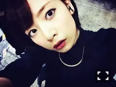 橋本 奈々未｜髪切ったのってこの短さだと ほんとに自己満足レベルって言う かあんまり気付かれないです（2015-04-09）｜2枚目