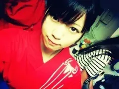 西野 七瀬｜爪に色味を（2012-06-14）
