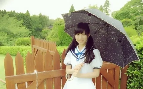 寺田 蘭世｜前回のブログの題名は未央奈 と考えたよ♬丑の日にちなんでそ んな私は鰻さんを進んでは食べな い派です骨がねすみません。（2015-07-29）｜4枚目