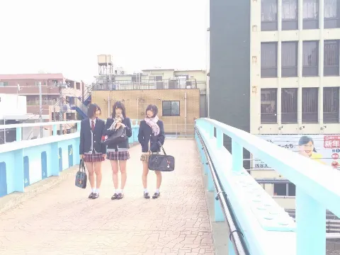 寺田 蘭世｜雨に憧れる（2015-12-26）｜5枚目