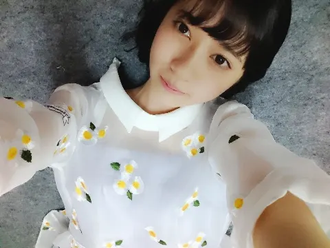寺田 蘭世｜なにをみてるの（2016-07-17）｜4枚目