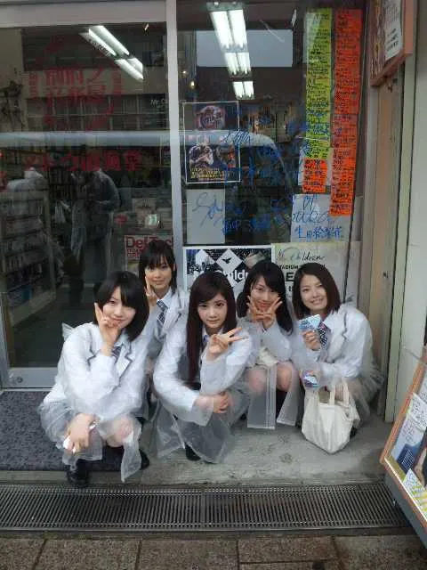 桜井 玲香｜＊ご挨拶やぁー＊（2012-04-23）｜4枚目