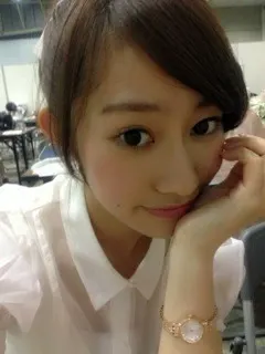 桜井 玲香｜＊2013.05.08＊（2013-05-09）｜2枚目