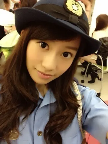 桜井 玲香｜＊2013.11.06＊（2013-11-06）｜4枚目