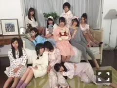 山崎 怜奈｜Xmasにはスニーカー が届きました。誰か と被っている気がす るけど誰だっけ。116（2015-12-26）｜4枚目