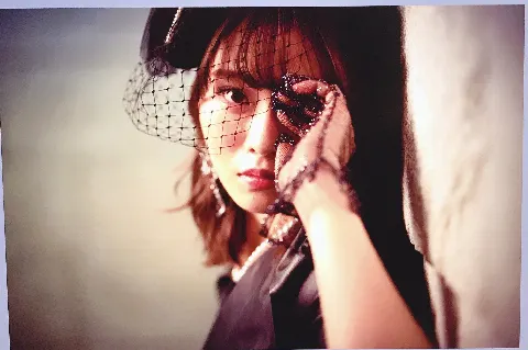 山崎 怜奈｜アイスコーヒー（2019-10-20）｜3枚目