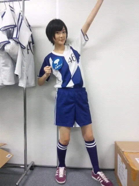 生駒 里奈｜写真の生駒の手が切れてるのは気にしないでヽ( ・∀・)ノ（2012-02-29）