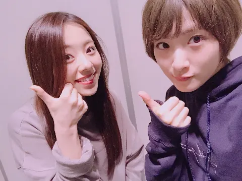 生駒 里奈｜4月ですね～（2018-04-02）｜4枚目