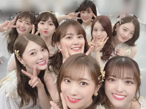 井上 小百合｜ヽ(｡･ω･｡)きぼうの鐘（2020-03-11）｜3枚目