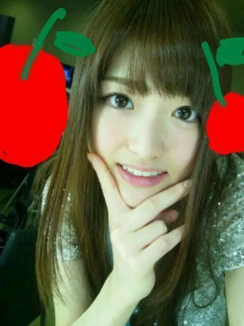 松村 沙友理｜題名長くしようとしたけど、うちの携帯では無理みたいやから、や〜めんぴっ(o・・o)（2012-10-25）
