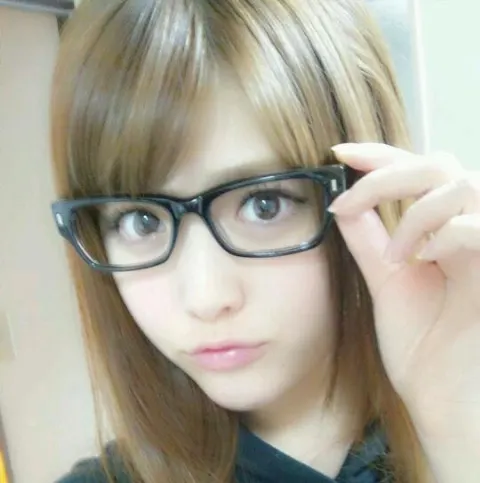 松村 沙友理｜今日は２時間しか起きてないっ(o・・o)ぐー（2013-04-01）｜2枚目