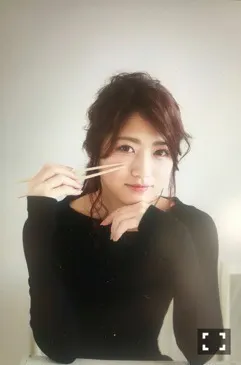 若月 佑美｜不意に気付いたら泣いてること（2018-04-09）｜2枚目