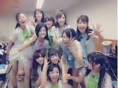 斉藤 優里｜ 差し入れのぶどうたまらなく美味しいかった～（2012-10-21）｜2枚目