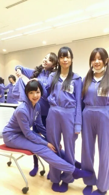 斉藤 優里｜ 今日のテーマ全身紫でコーディネート( •ㅈ• )（2013-03-26）｜2枚目