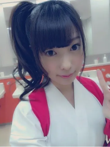 斉藤 優里｜ 足の裏にまっくろくろすけ住み着いた（2013-03-31）｜2枚目