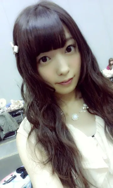 斉藤 優里｜みさちゃんに頭突き♡（2013-04-14）｜3枚目