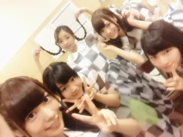 斉藤 優里｜ゾウさーんゾウさー んおらは斉藤優里だぞー（2013-08-28）｜2枚目