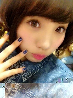 能條 愛未｜ 『能條の日常』爪を、ショッキングピンクに塗ったー！なんだかバービーちゃん人形になった気分。（2013-01-18）｜10枚目