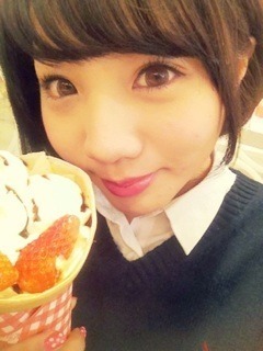 能條 愛未｜ 「能條の日常」普通のチョコよりホワイトチョコ派。犬より猫派。インドアよりアウトドア派。笑（2013-01-28）｜2枚目